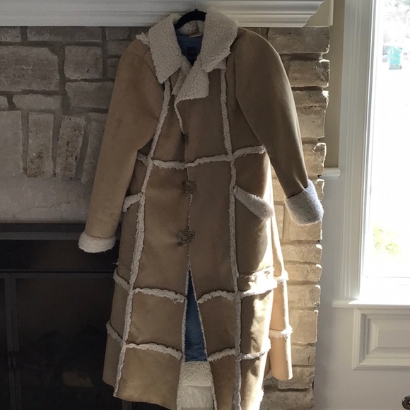 hand jive Jackets & Blazers - Women's Tan Shearling like handmade coat